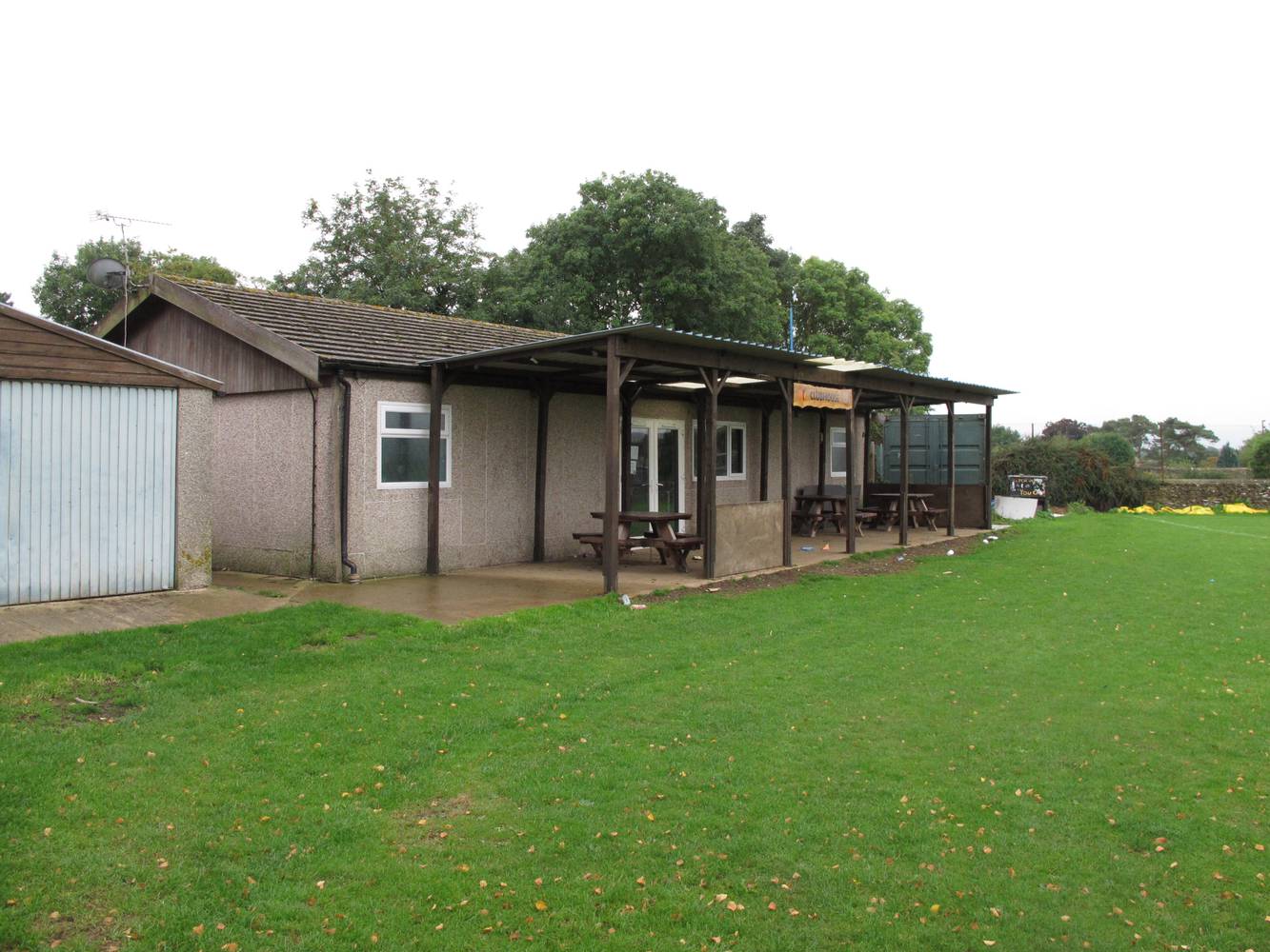 <p>Current Tetbury Sports Pavilion</p>